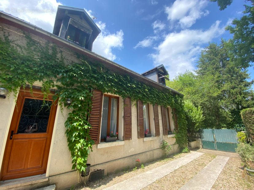 Maison à VILLERS-COTTERETS