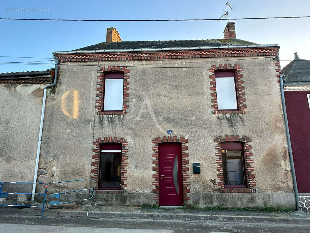 Maison à VIHIERS