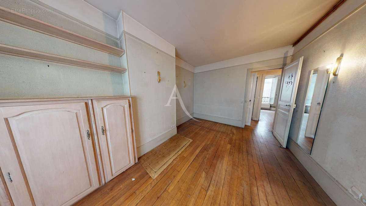 Appartement à PARIS-12E