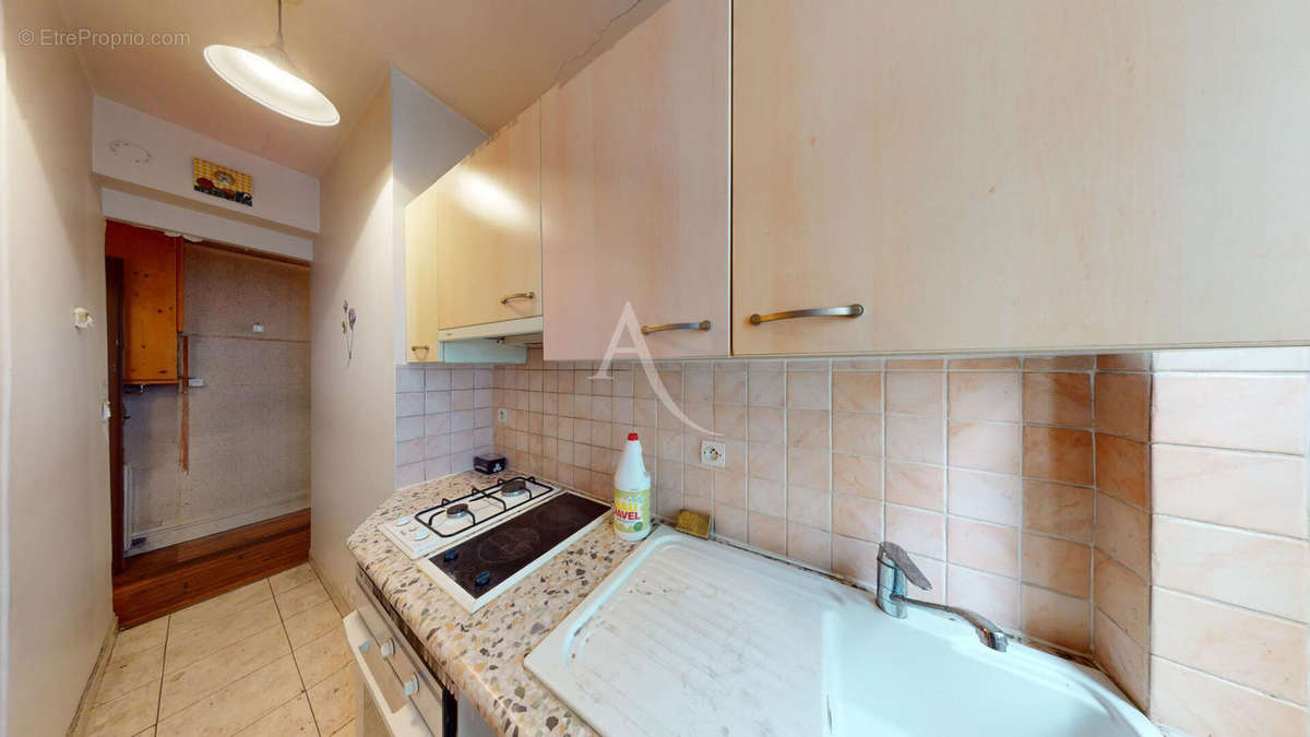 Appartement à PARIS-12E