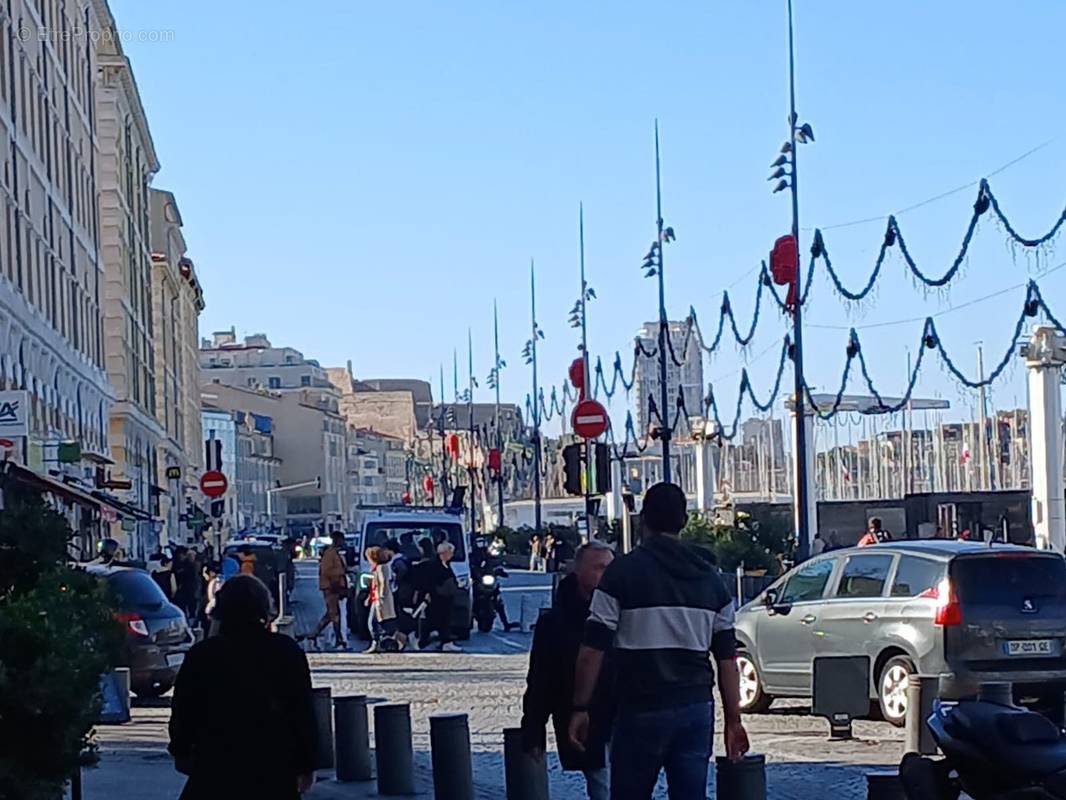 Appartement à MARSEILLE-1E