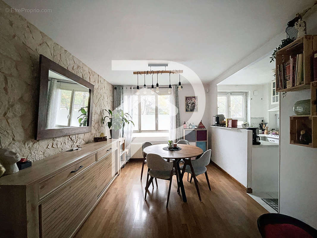 Appartement à RUEIL-MALMAISON