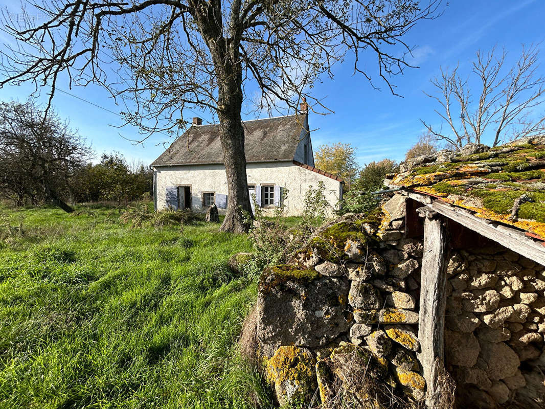 Maison à LOUROUX-DE-BEAUNE