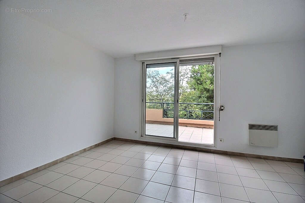 Appartement à MARSEILLE-15E