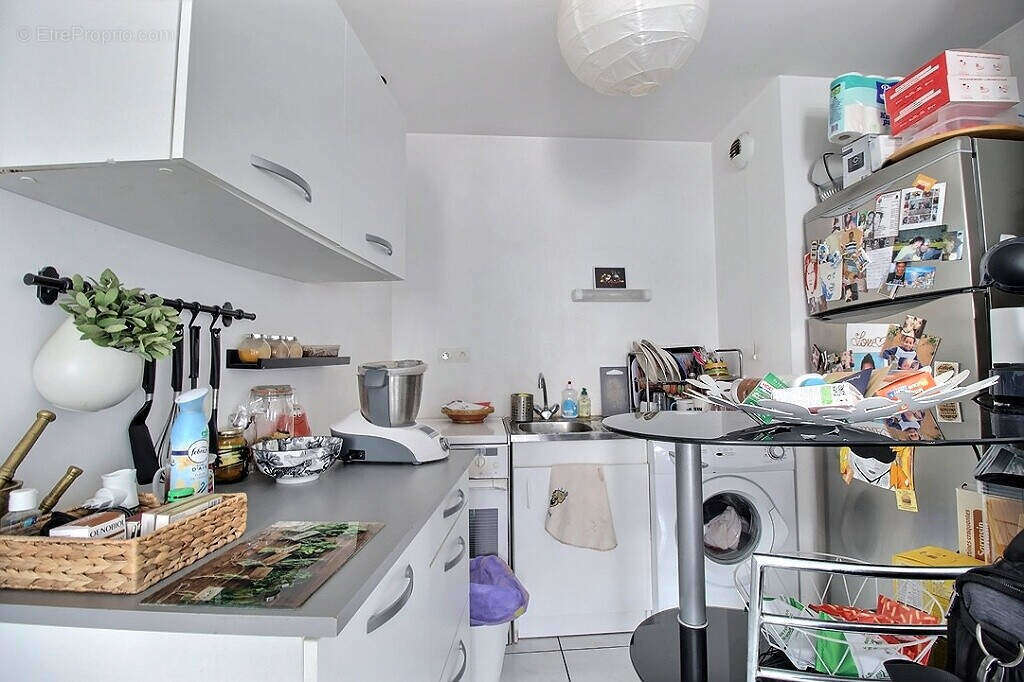 Appartement à MARSEILLE-4E