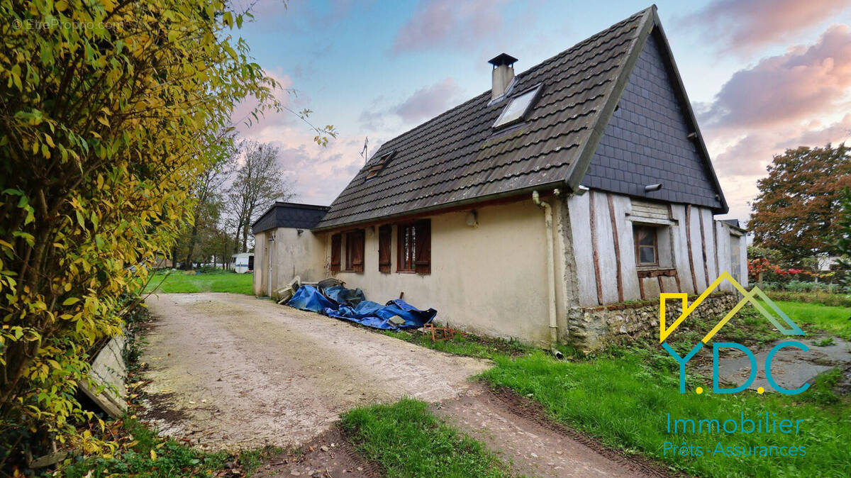 Maison à YERVILLE