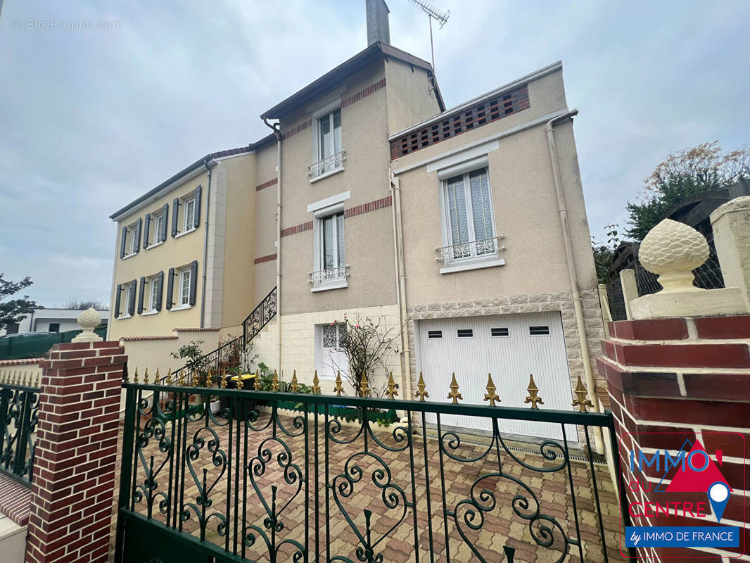 Maison à CHARTRES