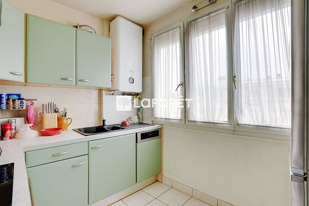 Appartement à PARIS-12E