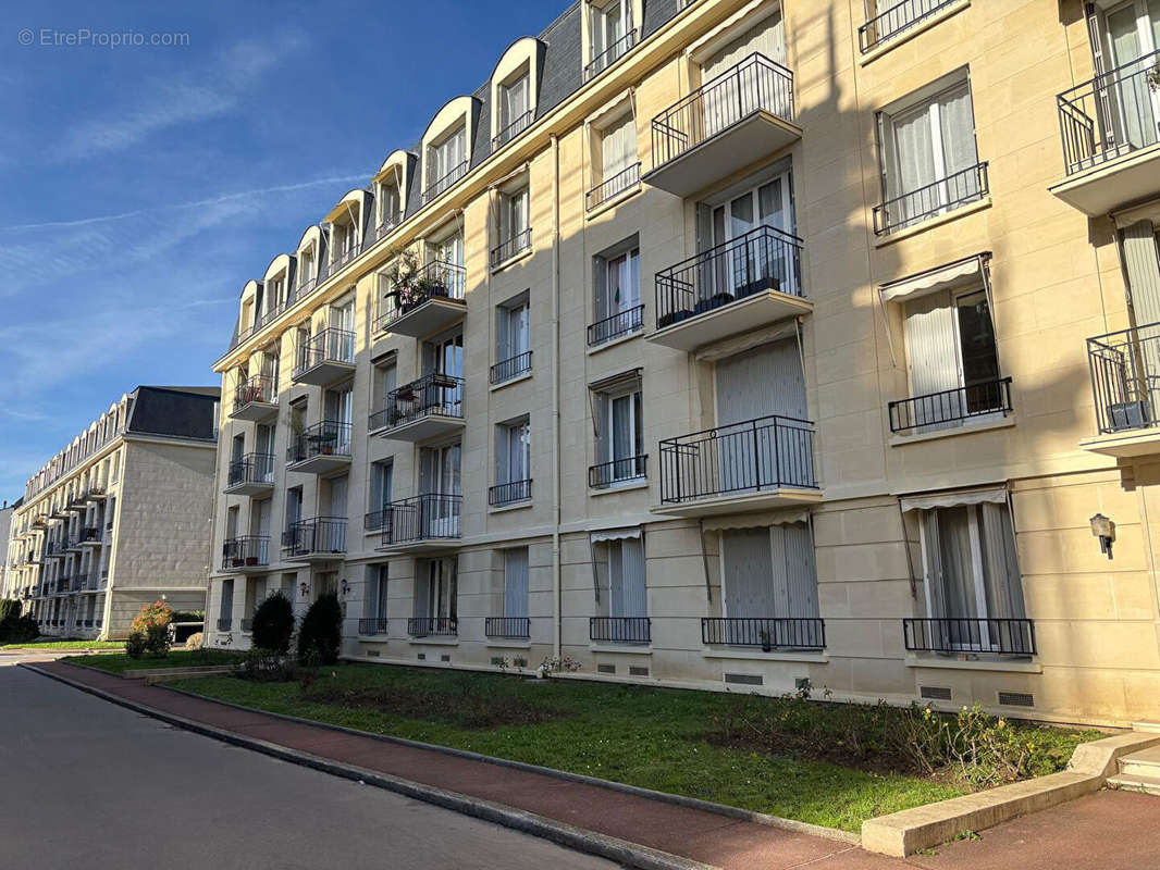 Appartement à VERSAILLES