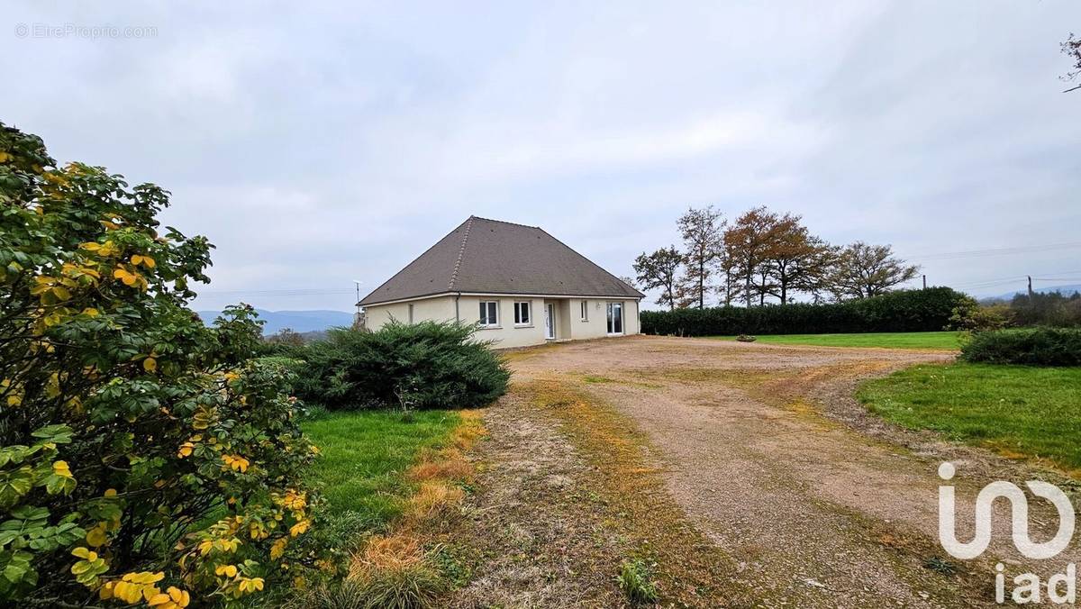 Photo 1 - Maison à SAINT-FORGEOT