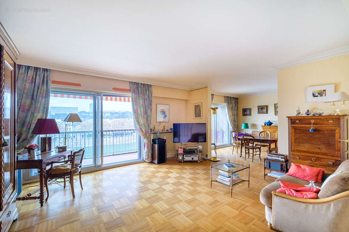 Appartement à LYON-4E