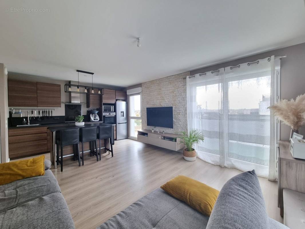 Appartement à MOISSY-CRAMAYEL