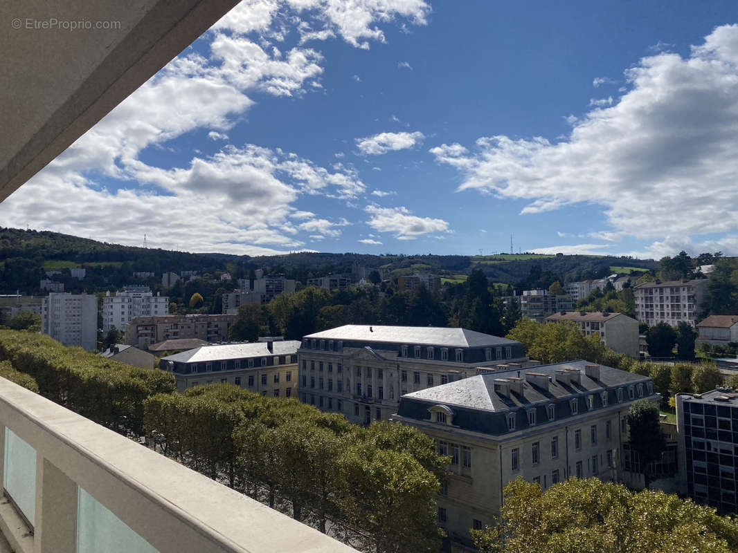 Appartement à SAINT-ETIENNE