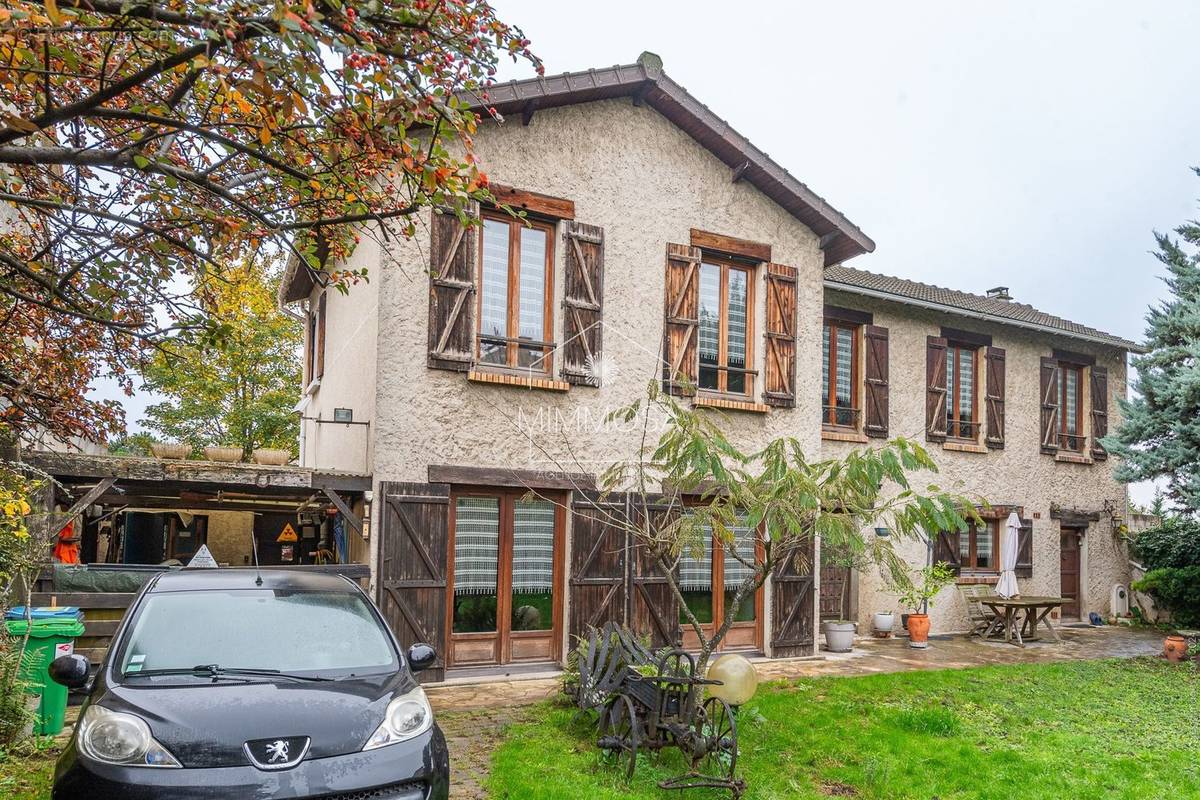 Maison à LES PAVILLONS-SOUS-BOIS