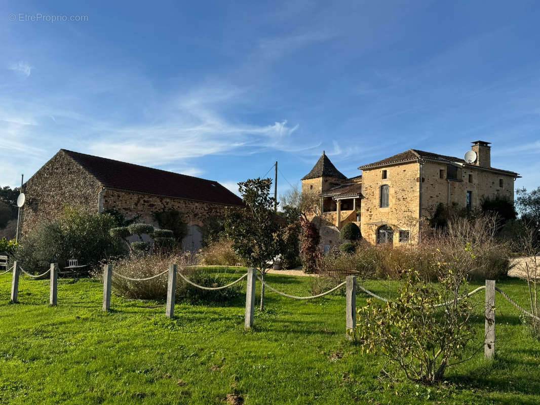 Maison à SAUVETERRE-LA-LEMANCE