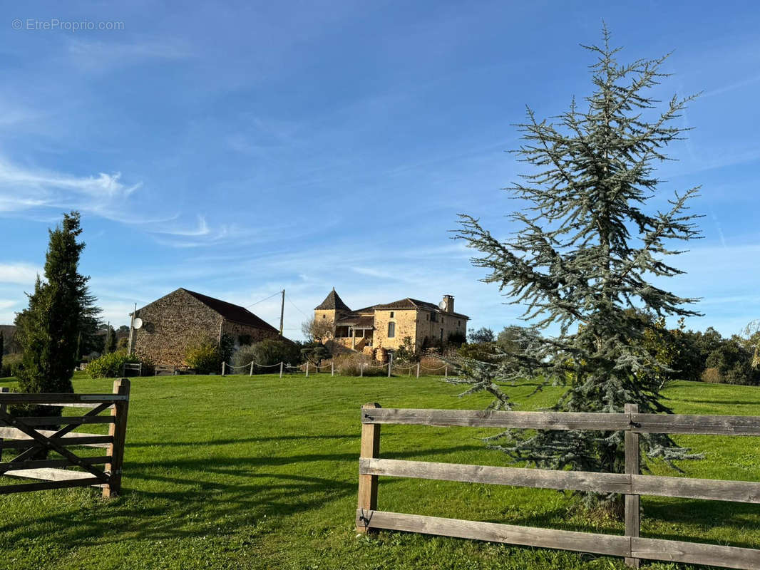 Maison à SAUVETERRE-LA-LEMANCE