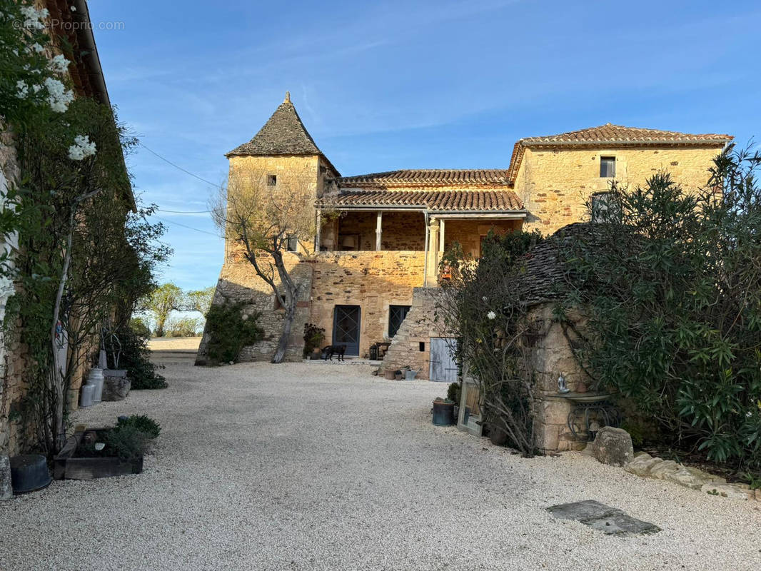 Maison à SAUVETERRE-LA-LEMANCE