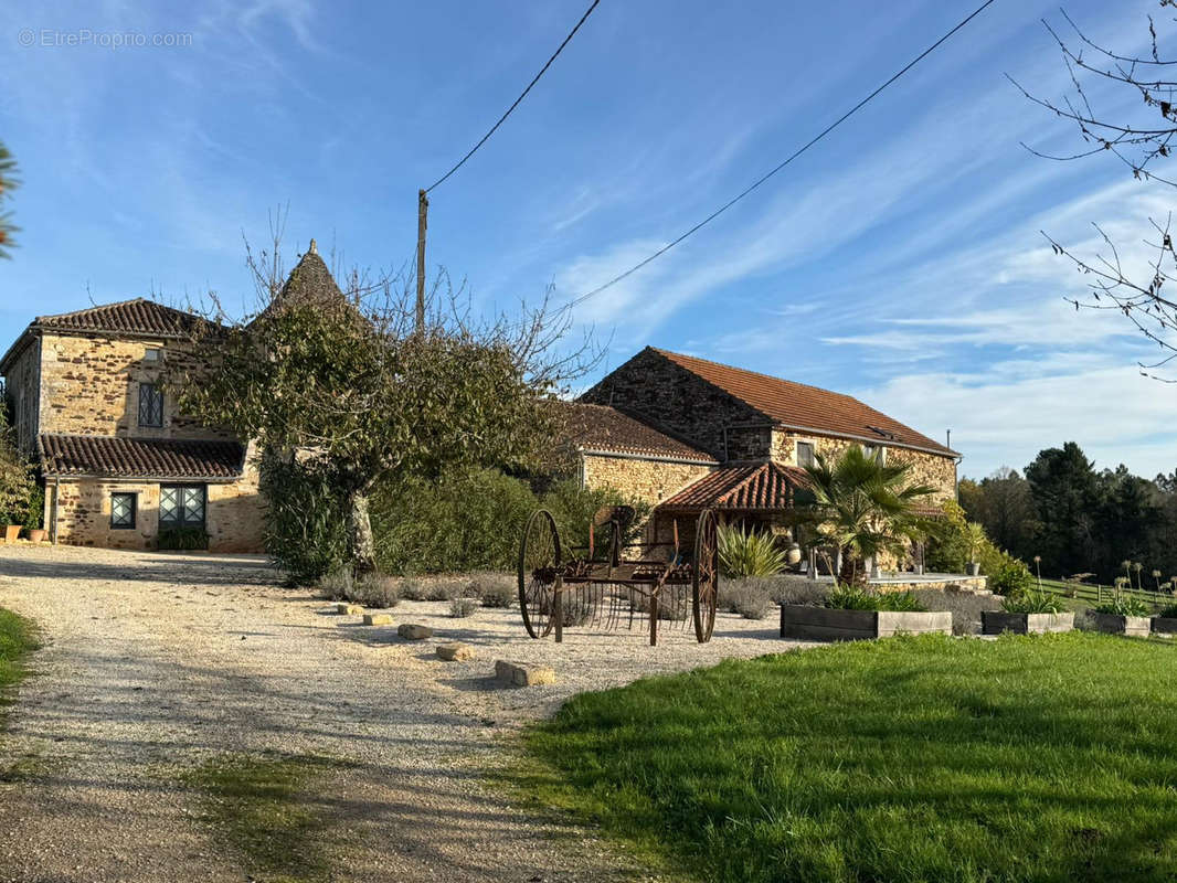 Maison à SAUVETERRE-LA-LEMANCE