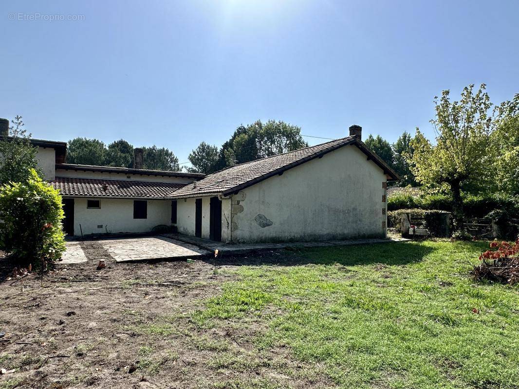 Maison à LACANAU