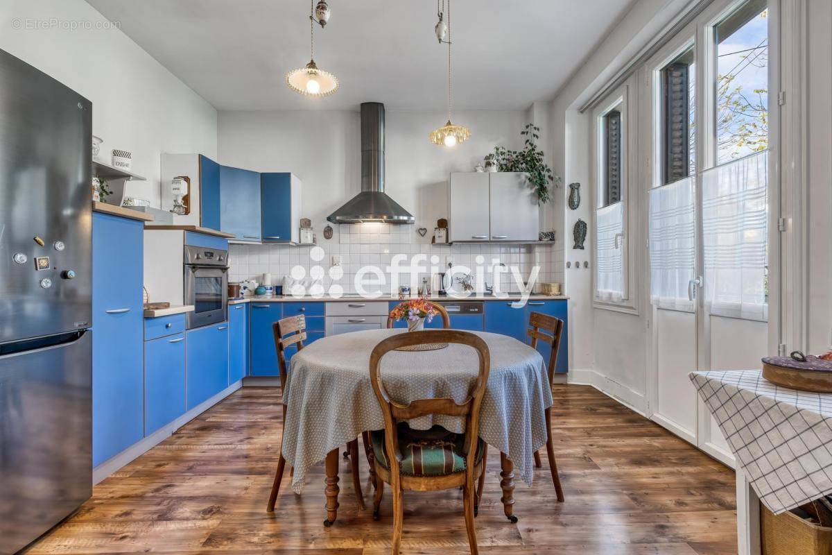 Appartement à AIX-LES-BAINS