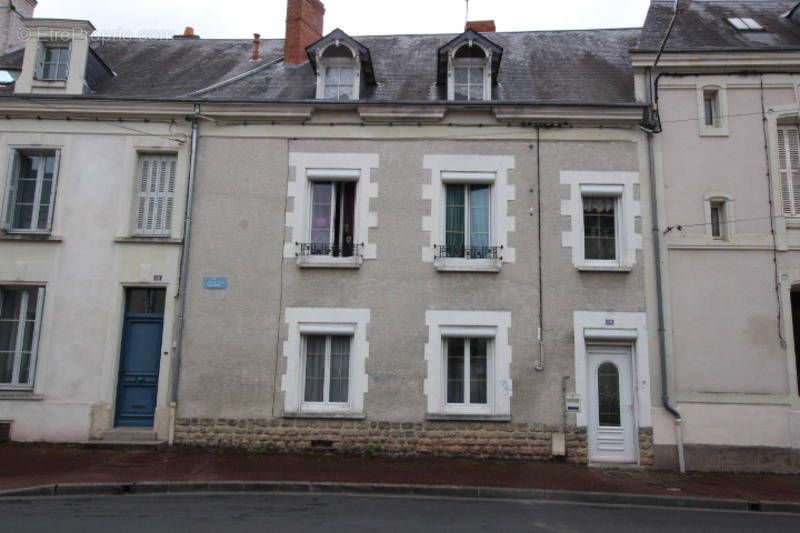 Maison à CHATELLERAULT