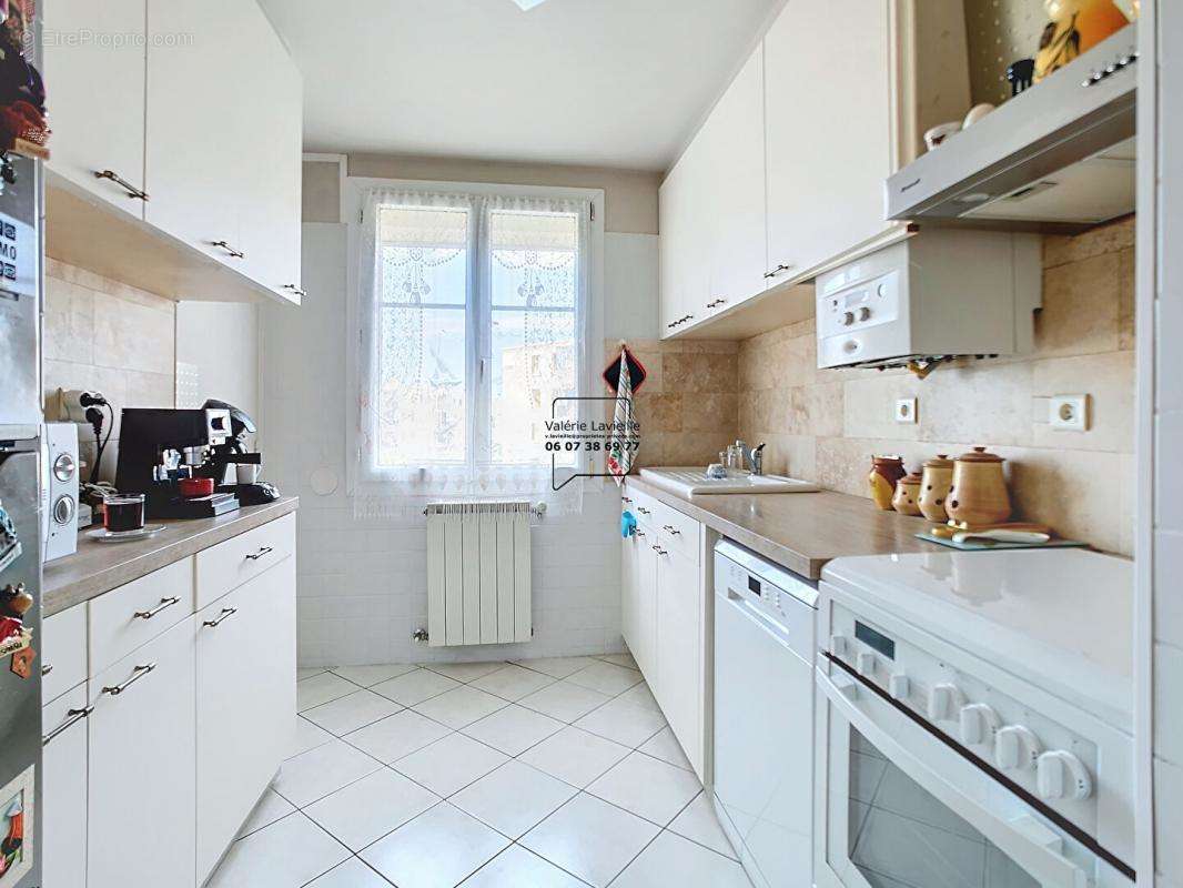 Appartement à MARSEILLE-9E