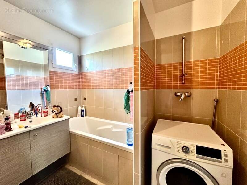 Appartement à MARSEILLE-10E