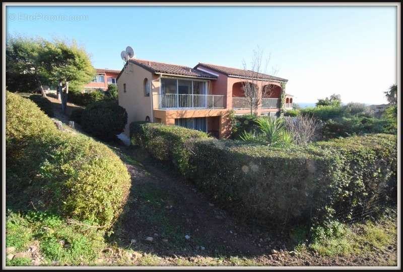 Appartement à THEOULE-SUR-MER