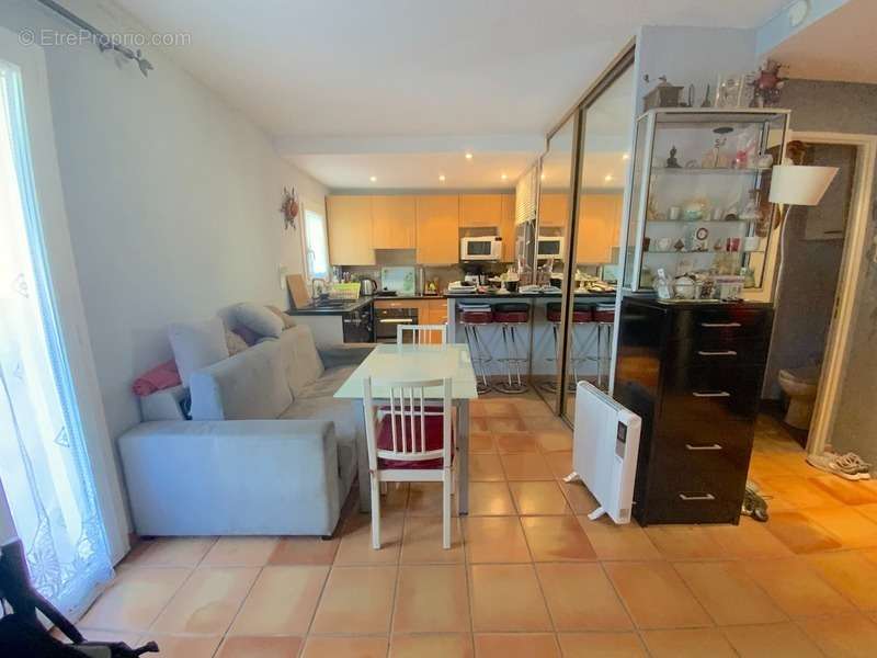 Appartement à MOUGINS