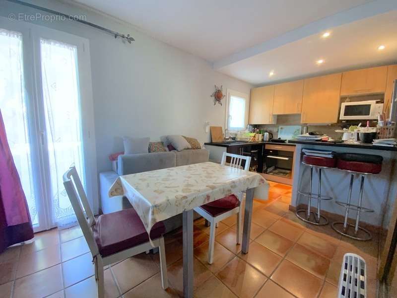 Appartement à MOUGINS