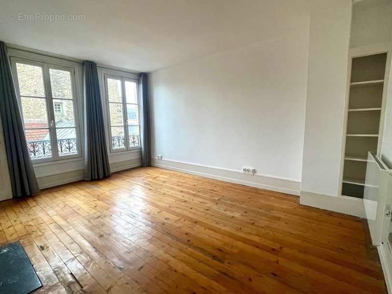 Appartement à VERSAILLES