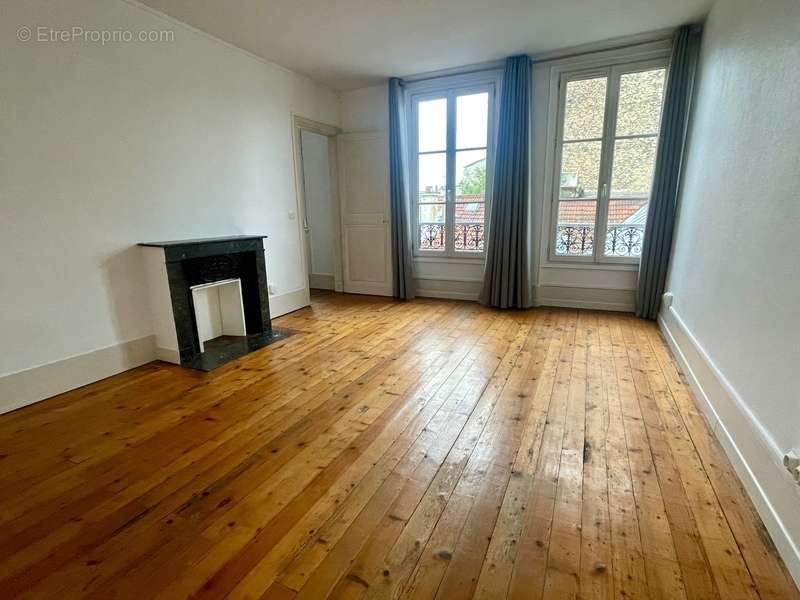 Appartement à VERSAILLES