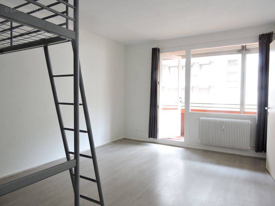 Appartement à LYON-8E