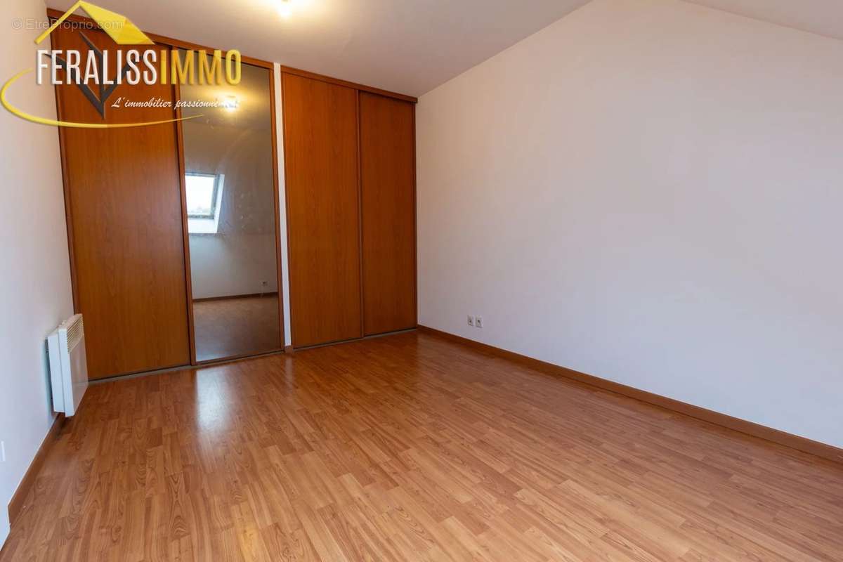 Appartement à VAUREAL