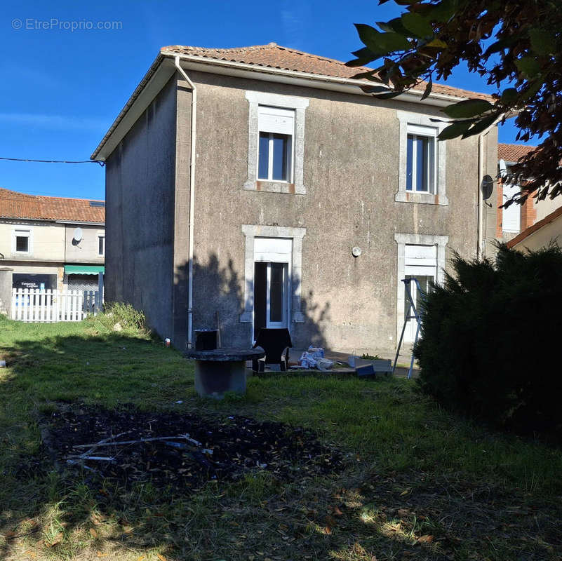 Maison à ROUMAZIERES-LOUBERT