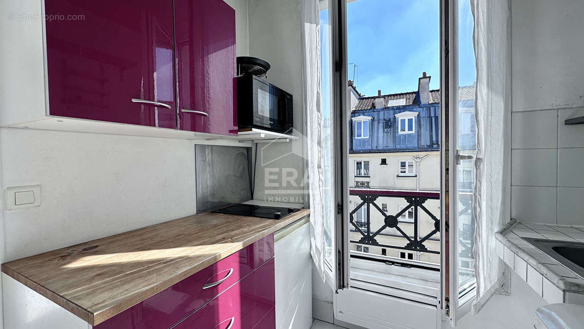 Appartement à PARIS-10E