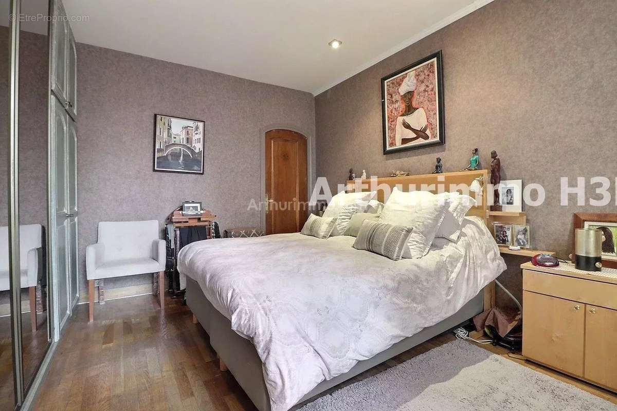 Appartement à PARIS-6E