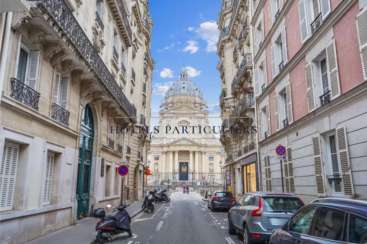 Appartement à PARIS-5E