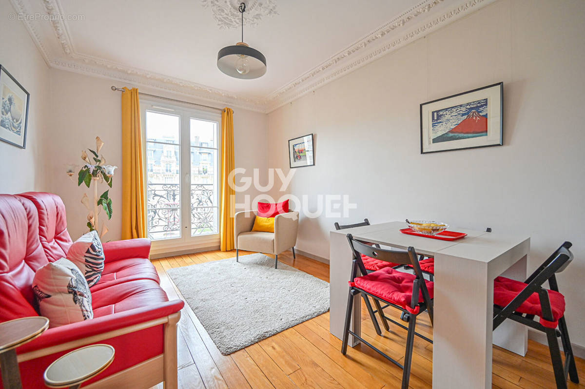 Appartement à PARIS-12E