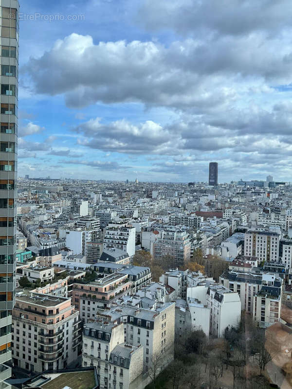 Appartement à PARIS-15E