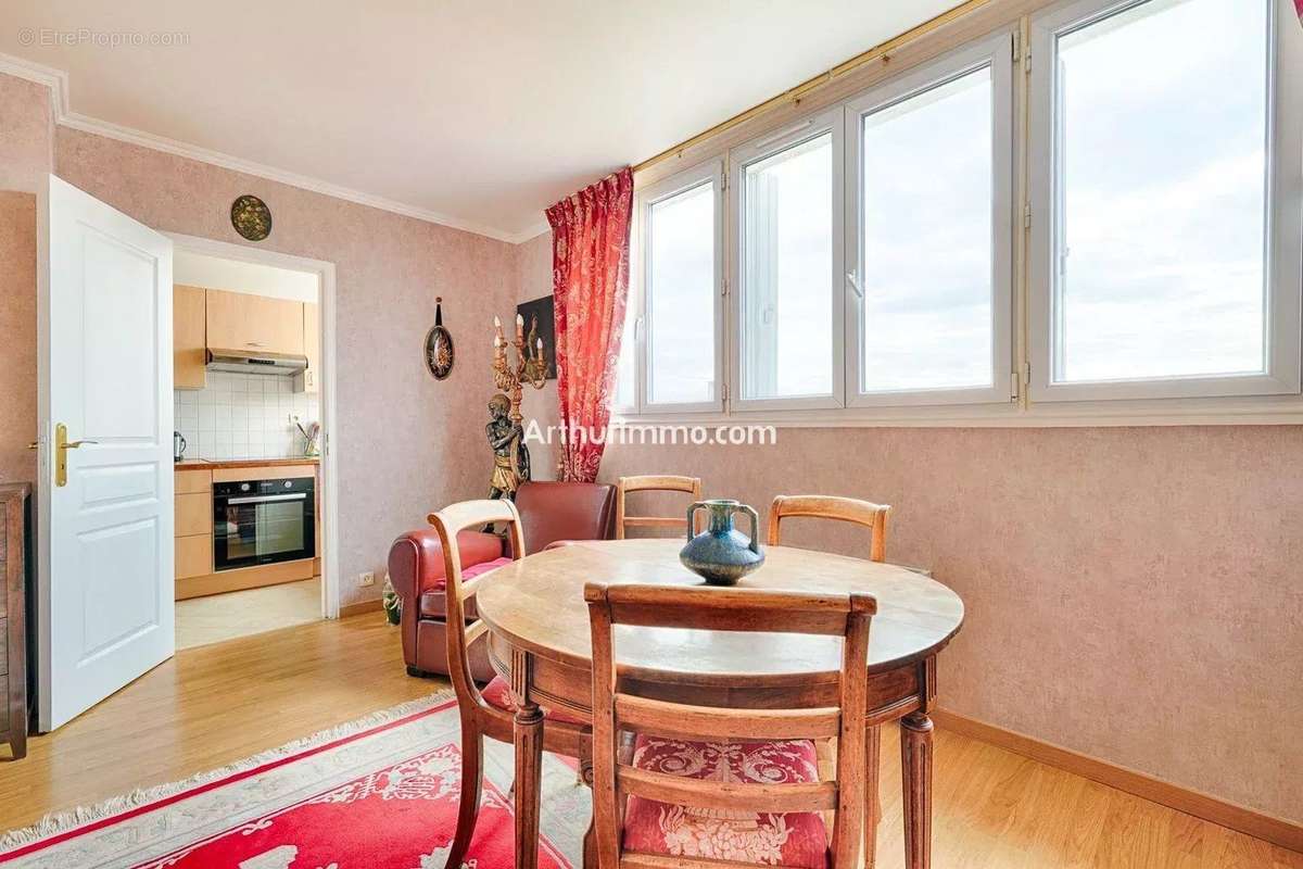 Appartement à SUCY-EN-BRIE