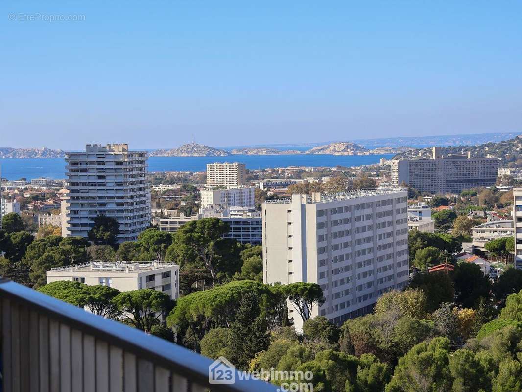 Appartement à MARSEILLE-9E