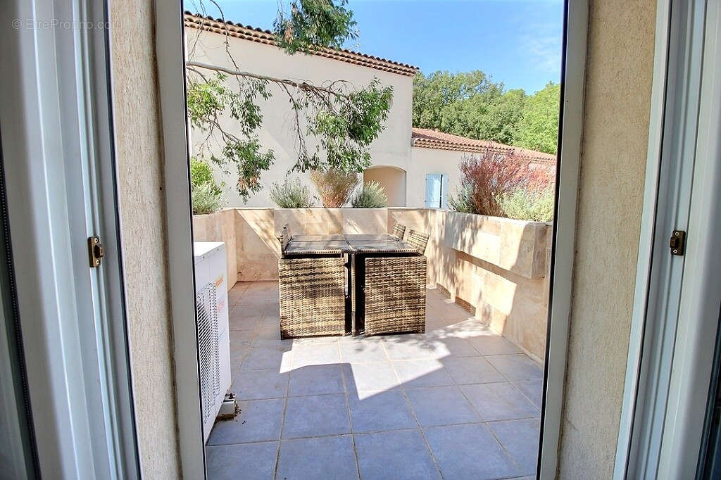 Appartement à ROUSSET