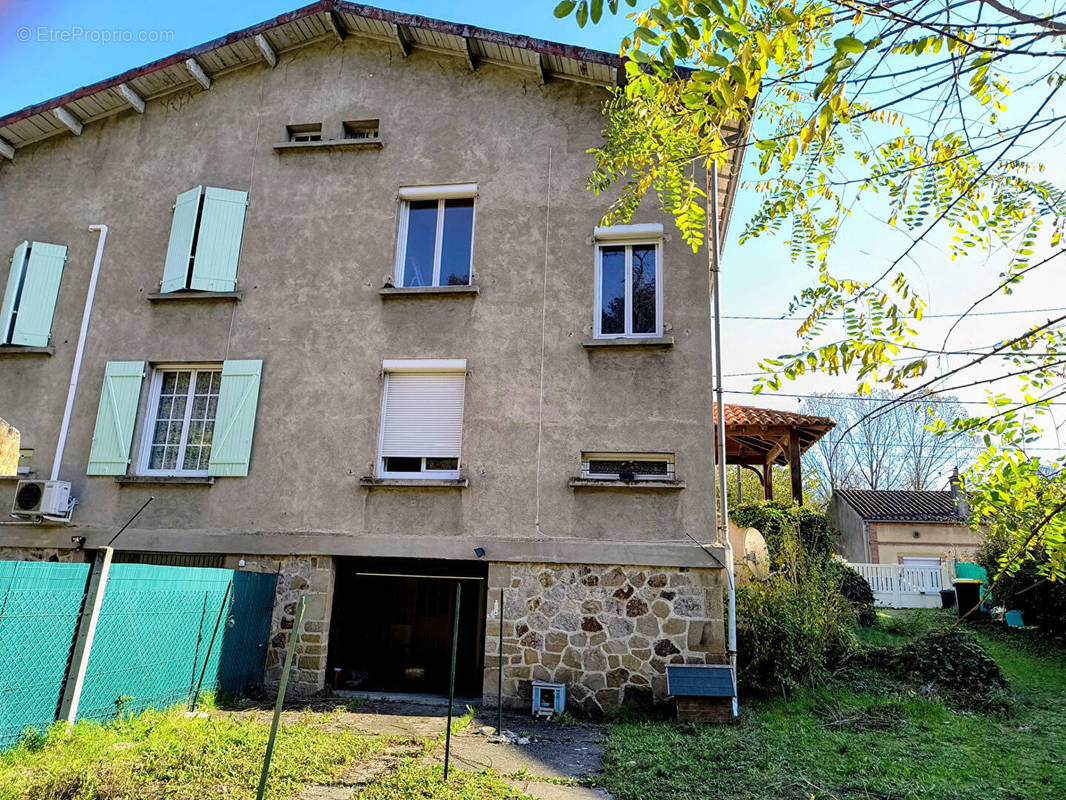 Maison à BLAYE-LES-MINES