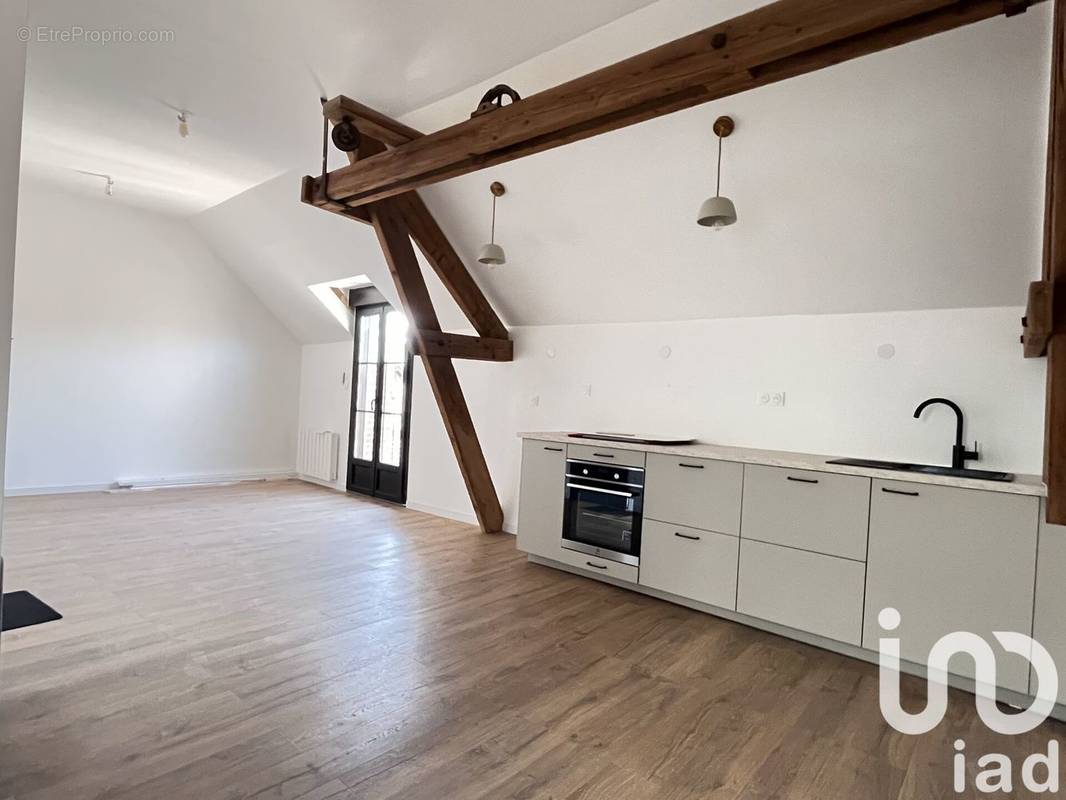 Photo 1 - Appartement à MARGNY-LES-COMPIEGNE