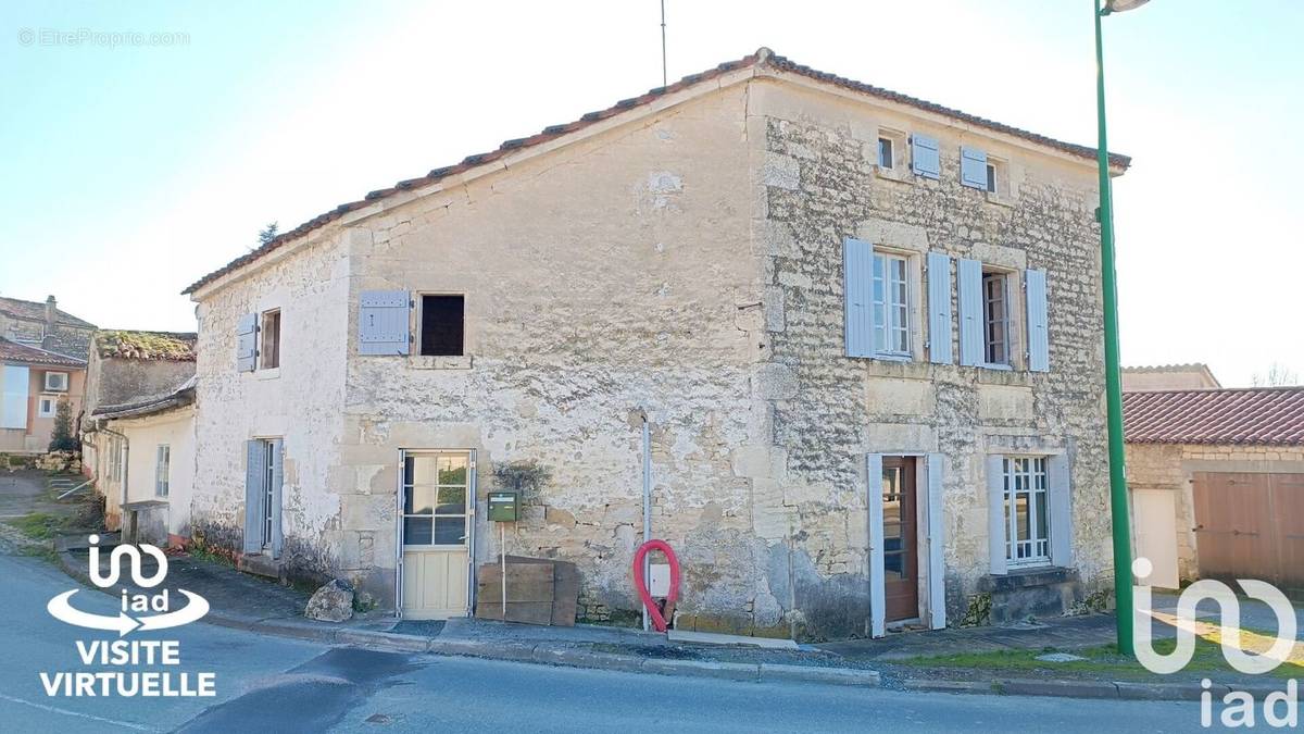 Photo 2 - Maison à SAINT-MICHEL-LE-CLOUCQ