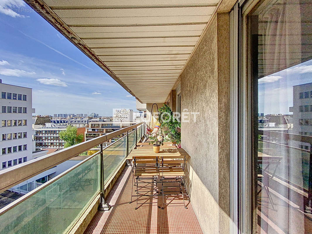 Appartement à PARIS-15E