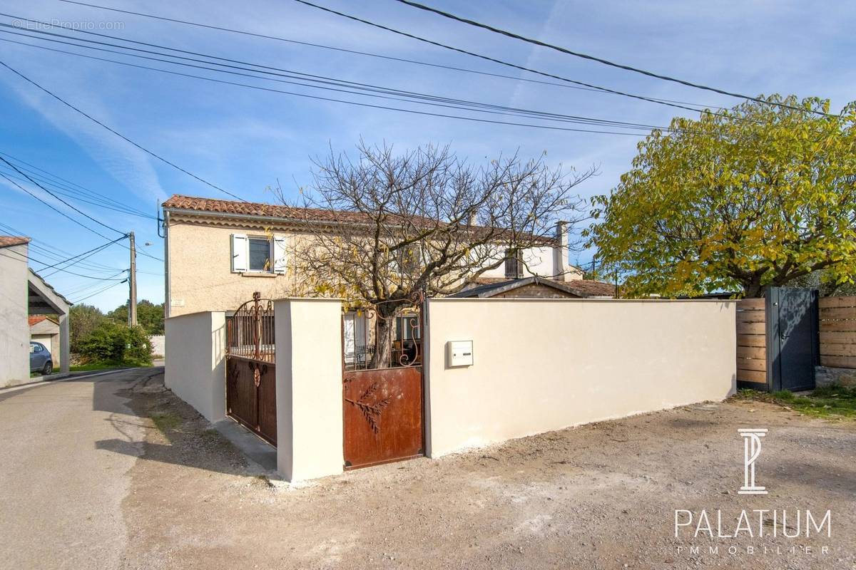 Maison à SAINT-JULIEN