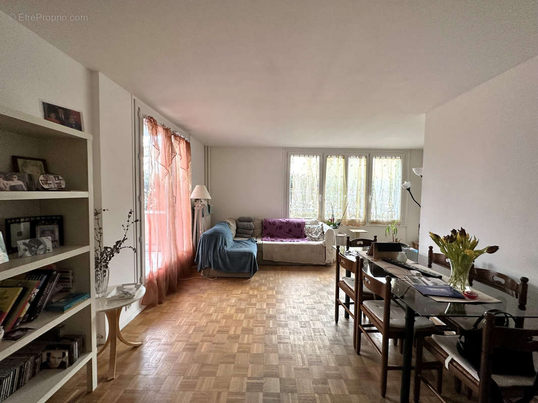 Appartement à CHAMPS-SUR-MARNE