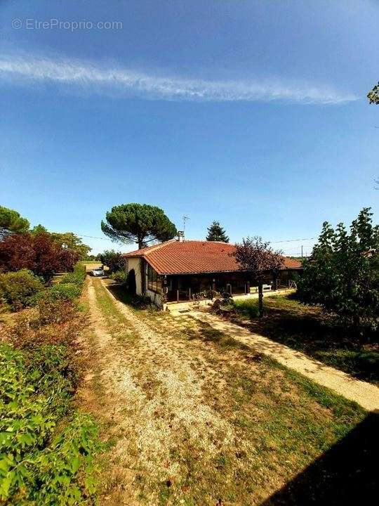 Maison à SAINT-PIERRE-D&#039;EYRAUD